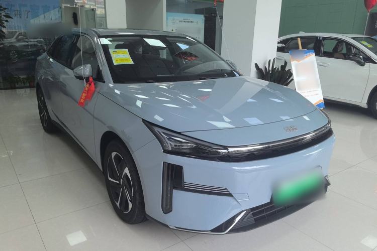 Used Geely Galaxy L6 2024 125km PLUS Dragon Edition Exterior 2