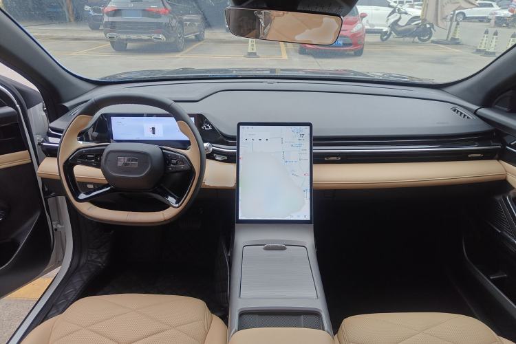 Used Geely Galaxy L6 2023 60km PLUS Center Console