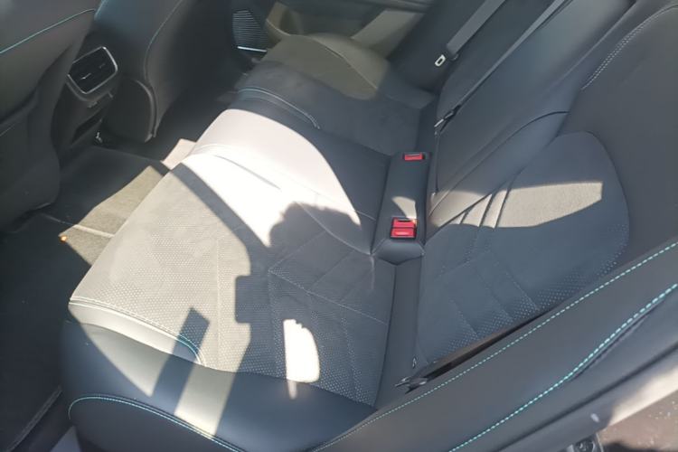 Used Geely Galaxy L6 2023 125km Starship Left Rear Seat
