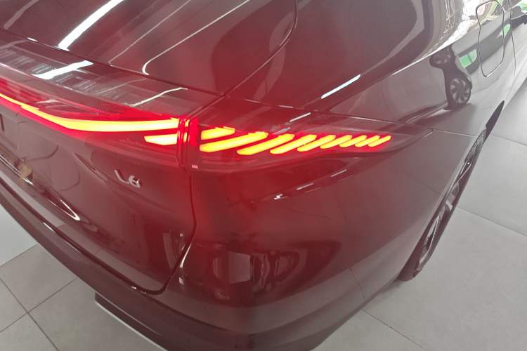 Used Geely Galaxy L6 2023 60km PLUS Right Rear Taillight