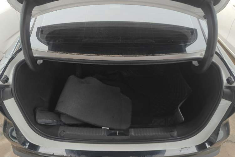 Used Geely Galaxy L6 2023 60km PLUS Trunk