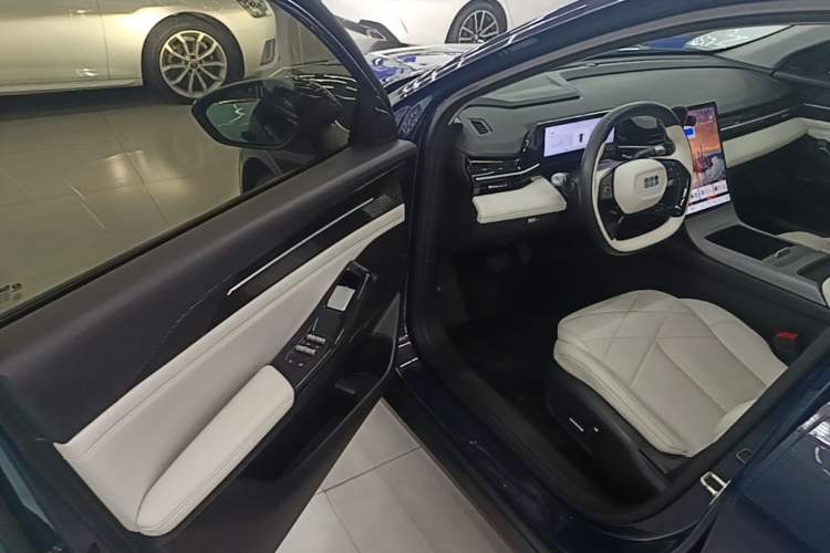 Used Geely Galaxy L6 2023 125km Starship Driver Seat