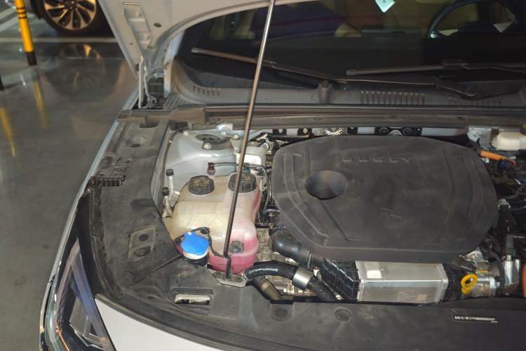 Used Geely Galaxy L6 2023 60km PLUS Engine Bay Right