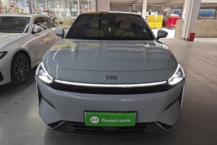Used Geely Galaxy L6 2023 125km MAX Front