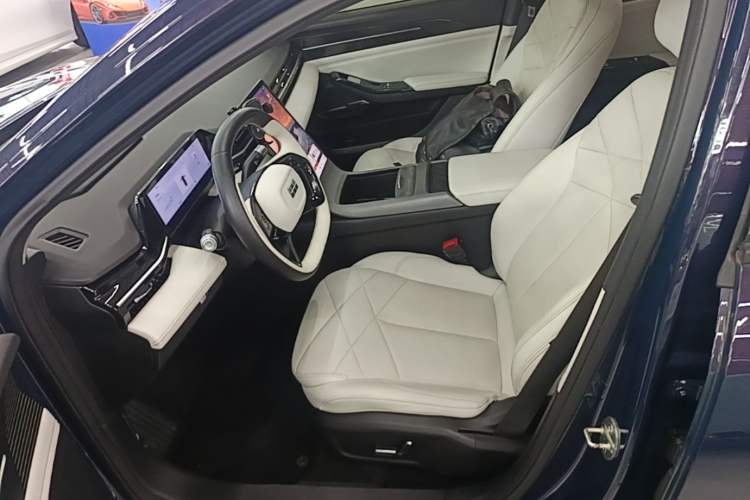 Used Geely Galaxy L6 2023 125km Starship Left Front Seat