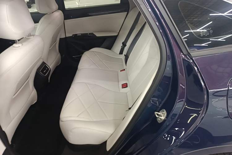 Used Geely Galaxy L6 2023 125km Starship Left Rear Seat