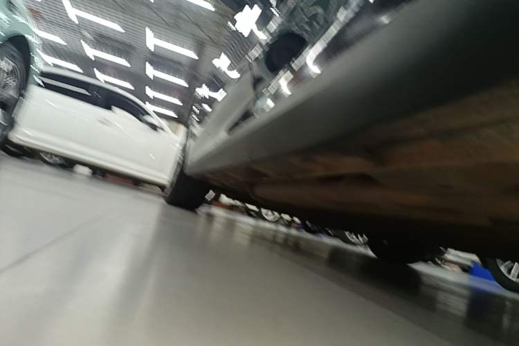 Used Geely Galaxy L6 2023 125km Starship Left Side Sill