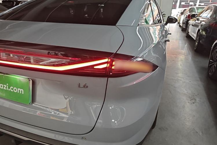 Used Geely Galaxy L6 2023 125km MAX Right Rear Taillight