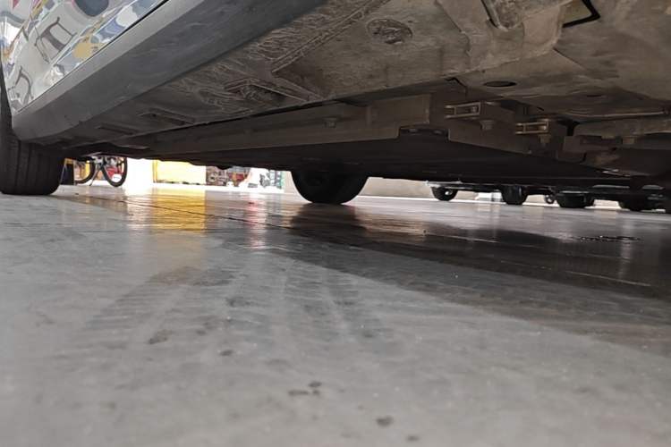 Used Geely Galaxy L6 2023 125km MAX Right Side Sill