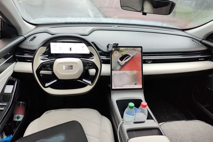 Used Geely Galaxy L6 2023 125km MAX Center Console