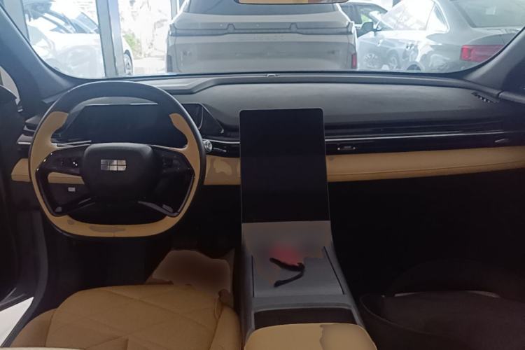 Used Geely Galaxy L6 2023 60km PLUS Center Console