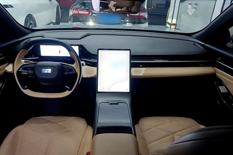 Used Geely Galaxy L6 2023 60km PLUS Center Console