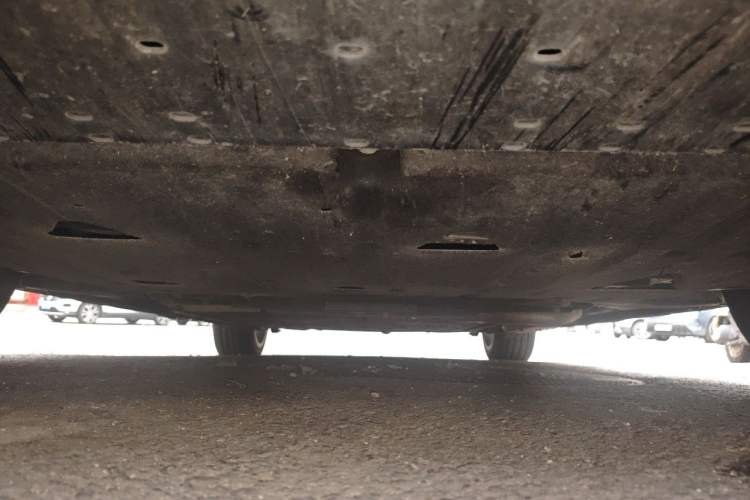 Used Geely Galaxy L6 2023 125km Starship Chassis Front