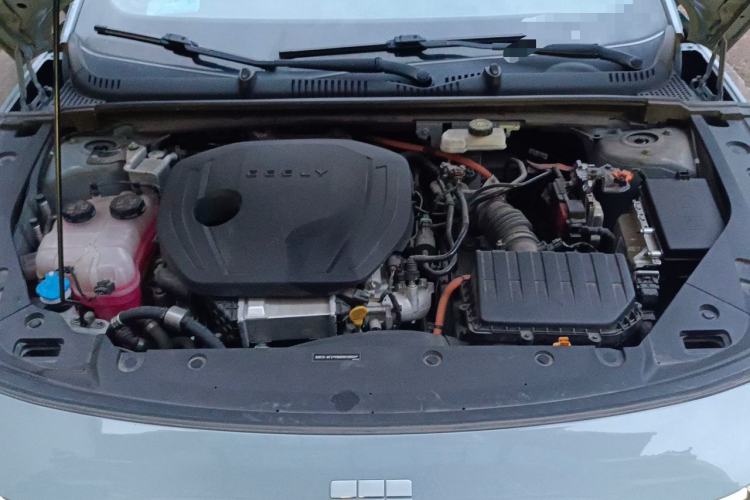 Used Geely Galaxy L6 2023 125km MAX Engine Bay