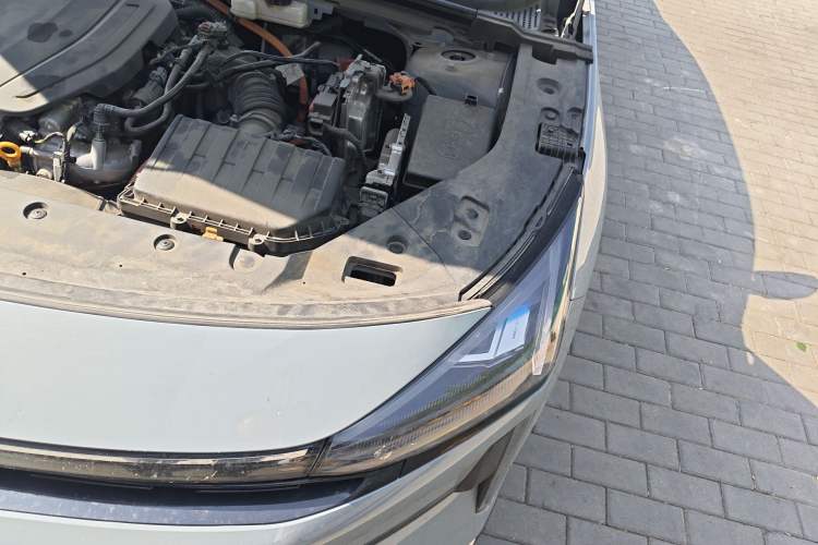 Used Geely Galaxy L6 2023 125km PLUS Engine Bay Left