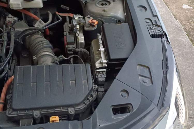 Used Geely Galaxy L6 2023 125km MAX Engine Bay Left