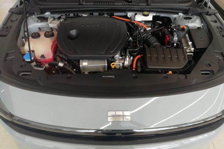 Used Geely Galaxy L6 2023 125km Starship Engine Bay