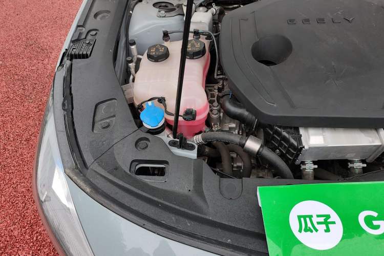 Used Geely Galaxy L6 2023 125km MAX Engine Bay Right