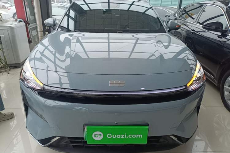 Used Geely Galaxy L6 2023 125km MAX Front