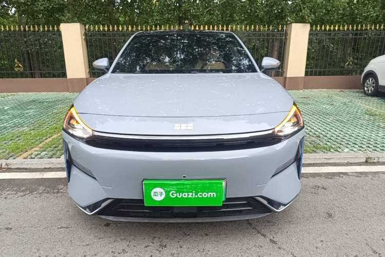 Used Geely Galaxy L6 2023 125km Starship Front