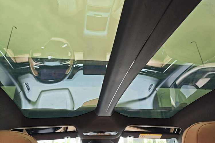 Used Geely Galaxy L6 2023 125km MAX Headliner