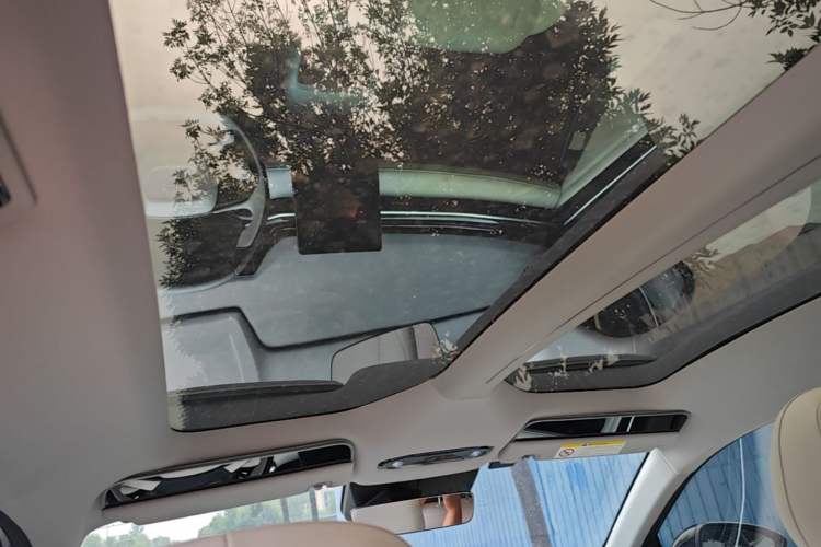 Used Geely Galaxy L6 2023 125km Starship Headliner