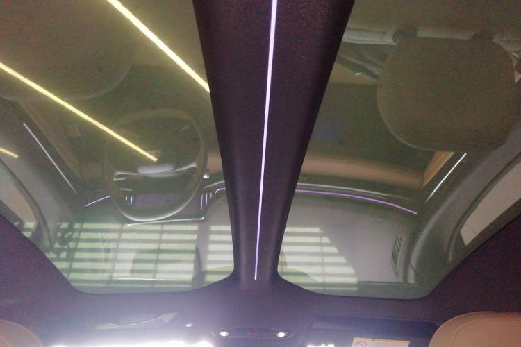 Used Geely Galaxy L6 2023 125km Starship Headliner