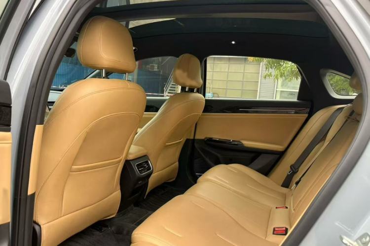 Used Geely Galaxy L6 2023 125km Starship Interior 2