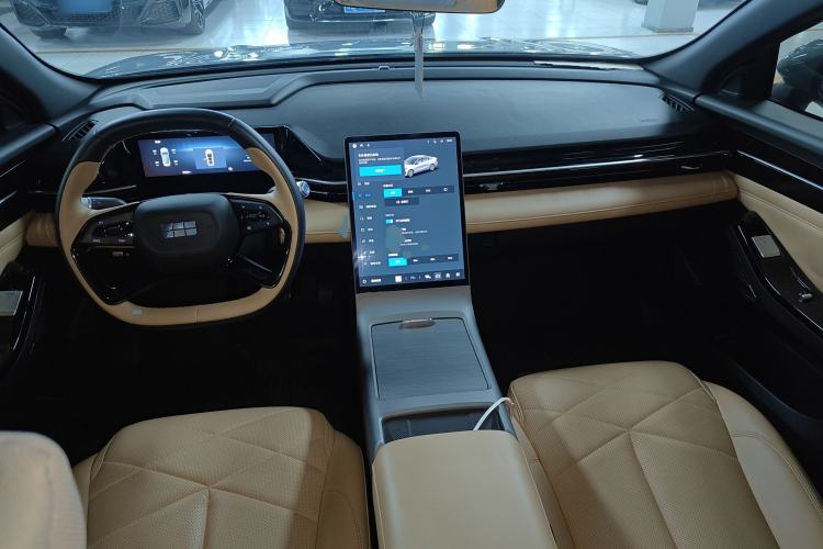 Used Geely Galaxy L6 2023 60km PLUS Interior 2