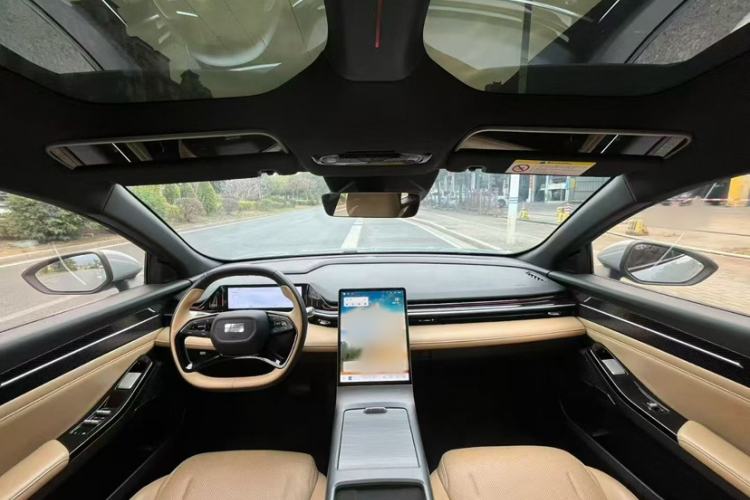 Used Geely Galaxy L6 2023 125km Starship Interior 4