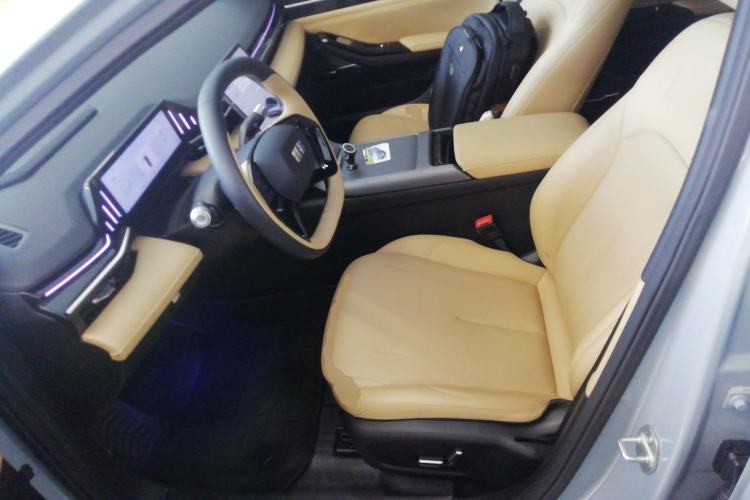 Used Geely Galaxy L6 2023 125km Starship Left Front Seat
