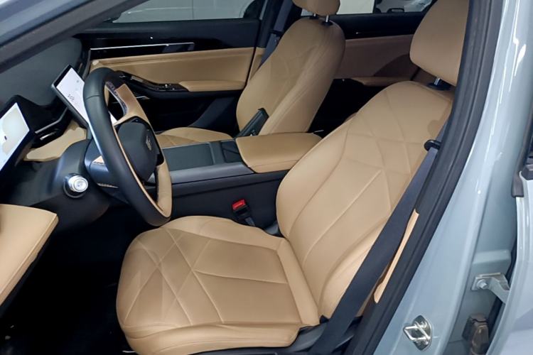 Used Geely Galaxy L6 2023 60km PLUS Left Front Seat