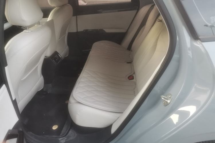 Used Geely Galaxy L6 2023 125km MAX Left Rear Seat