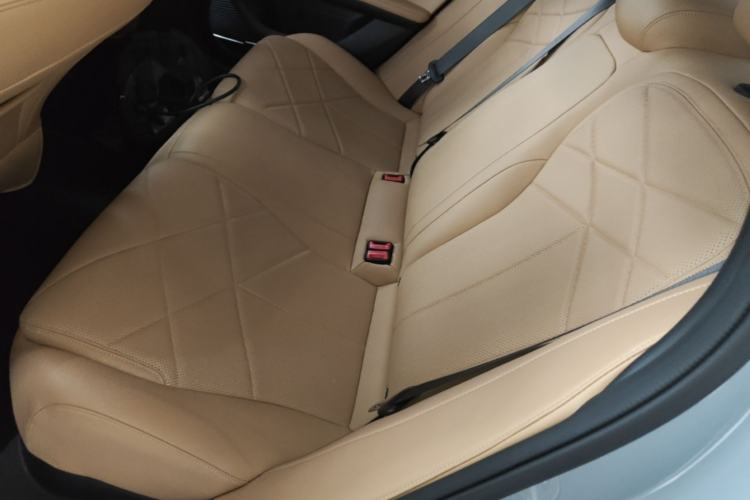 Used Geely Galaxy L6 2023 60km PLUS Left Rear Seat