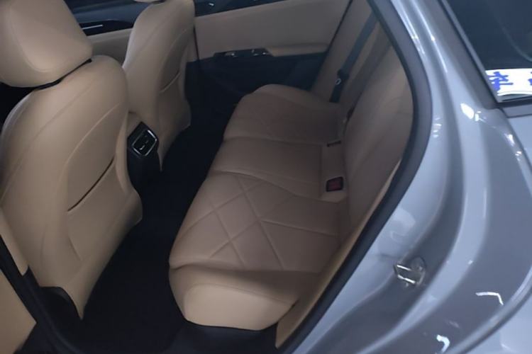 Used Geely Galaxy L6 2023 125km PLUS Left Rear Seat