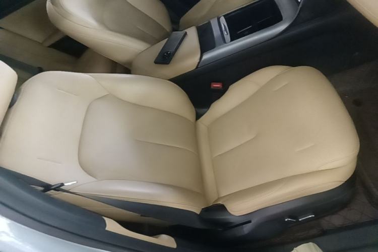 Used Geely Galaxy L6 2023 125km Starship Right Front Seat