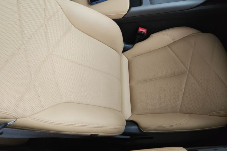 Used Geely Galaxy L6 2023 60km PLUS Right Front Seat