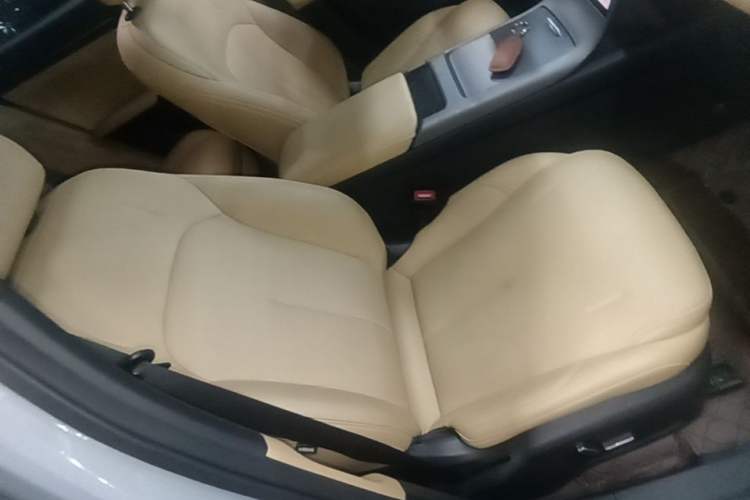 Used Geely Galaxy L6 2023 125km Starship Right Front Seat