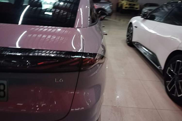 Used Geely Galaxy L6 2023 60km PLUS Right Rear Taillight