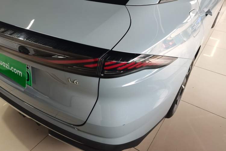 Used Geely Galaxy L6 2023 125km PLUS Right Rear Taillight