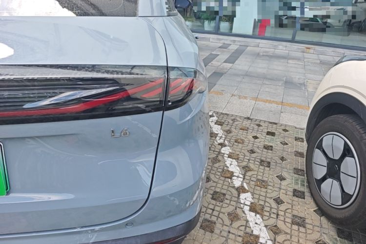 Used Geely Galaxy L6 2023 125km PLUS Right Rear Taillight