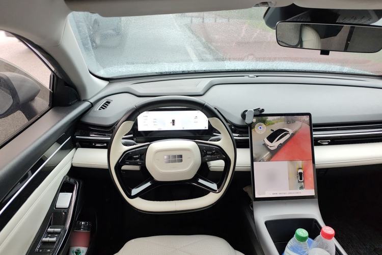 Used Geely Galaxy L6 2023 125km MAX Steering Wheel
