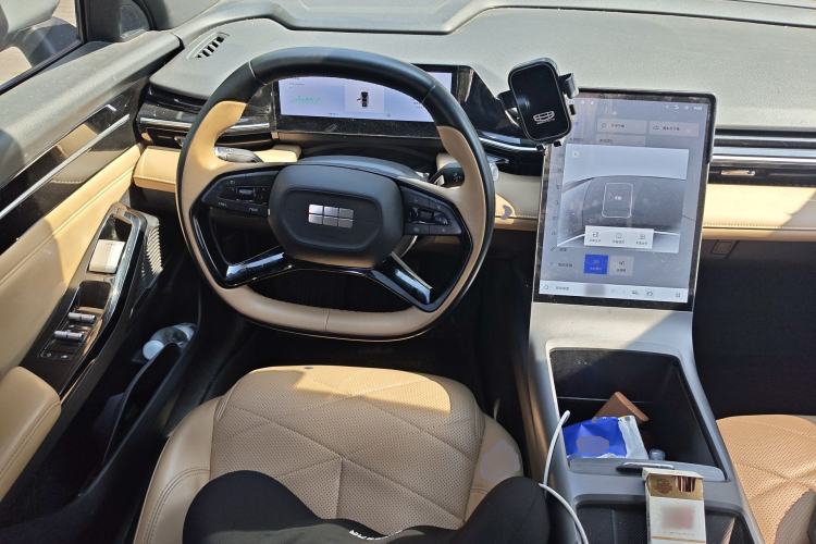 Used Geely Galaxy L6 2023 125km PLUS Steering Wheel