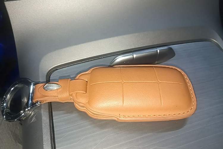 Used Geely Galaxy L6 2023 125km Starship Vehicle Key