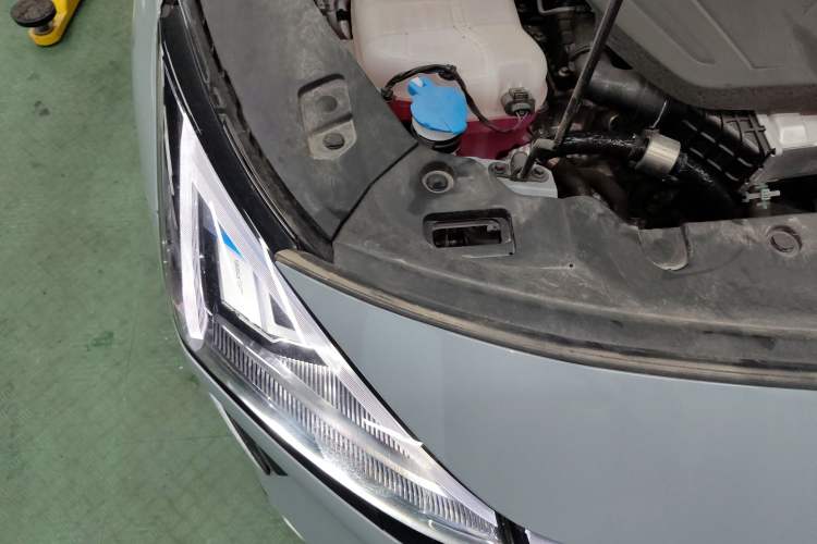 Used Geely Galaxy L6 2023 125km Starship Engine Bay Right