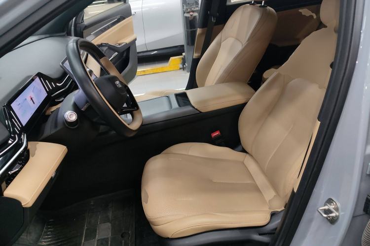 Used Geely Galaxy L6 2023 125km Starship Left Front Seat