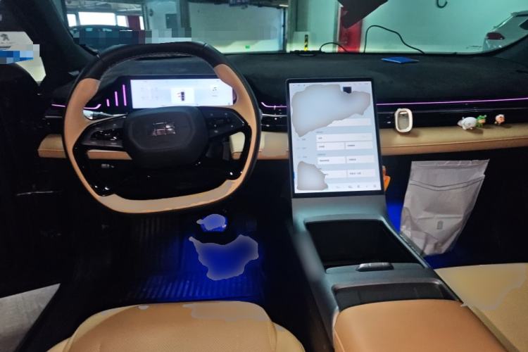 Used Geely Galaxy L6 2023 125km Starship Center Console
