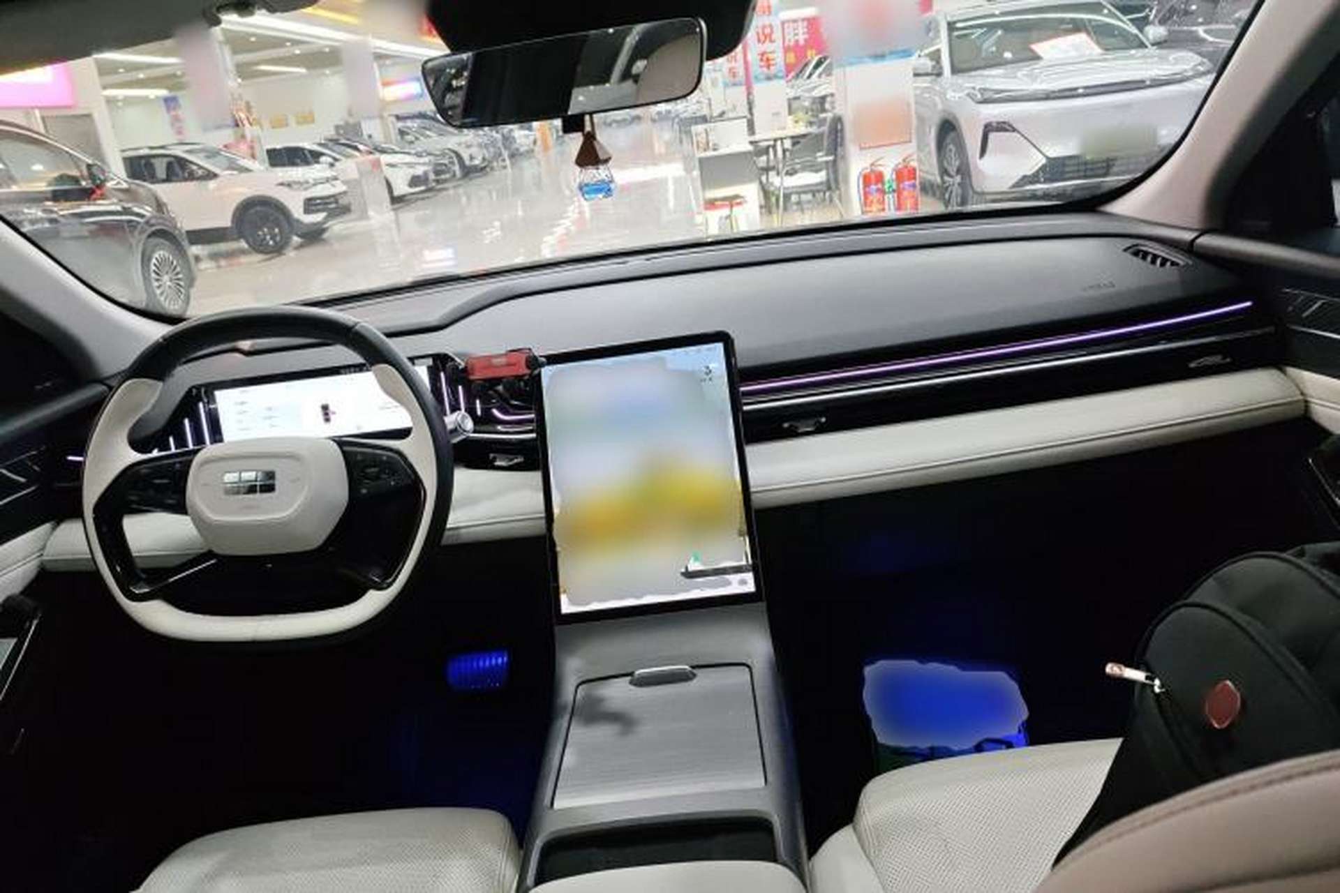 Used Geely Galaxy L6 2023 125km Starship Center Console
