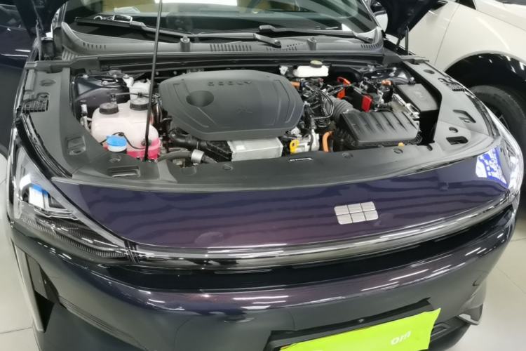 Used Geely Galaxy L6 2023 125km MAX Engine Bay