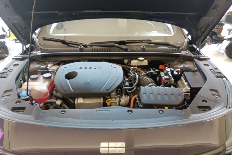 Used Geely Galaxy L6 2023 125km Starship Engine Bay